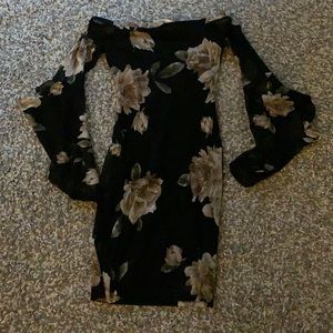 Off the shoulder bell sleeve dress